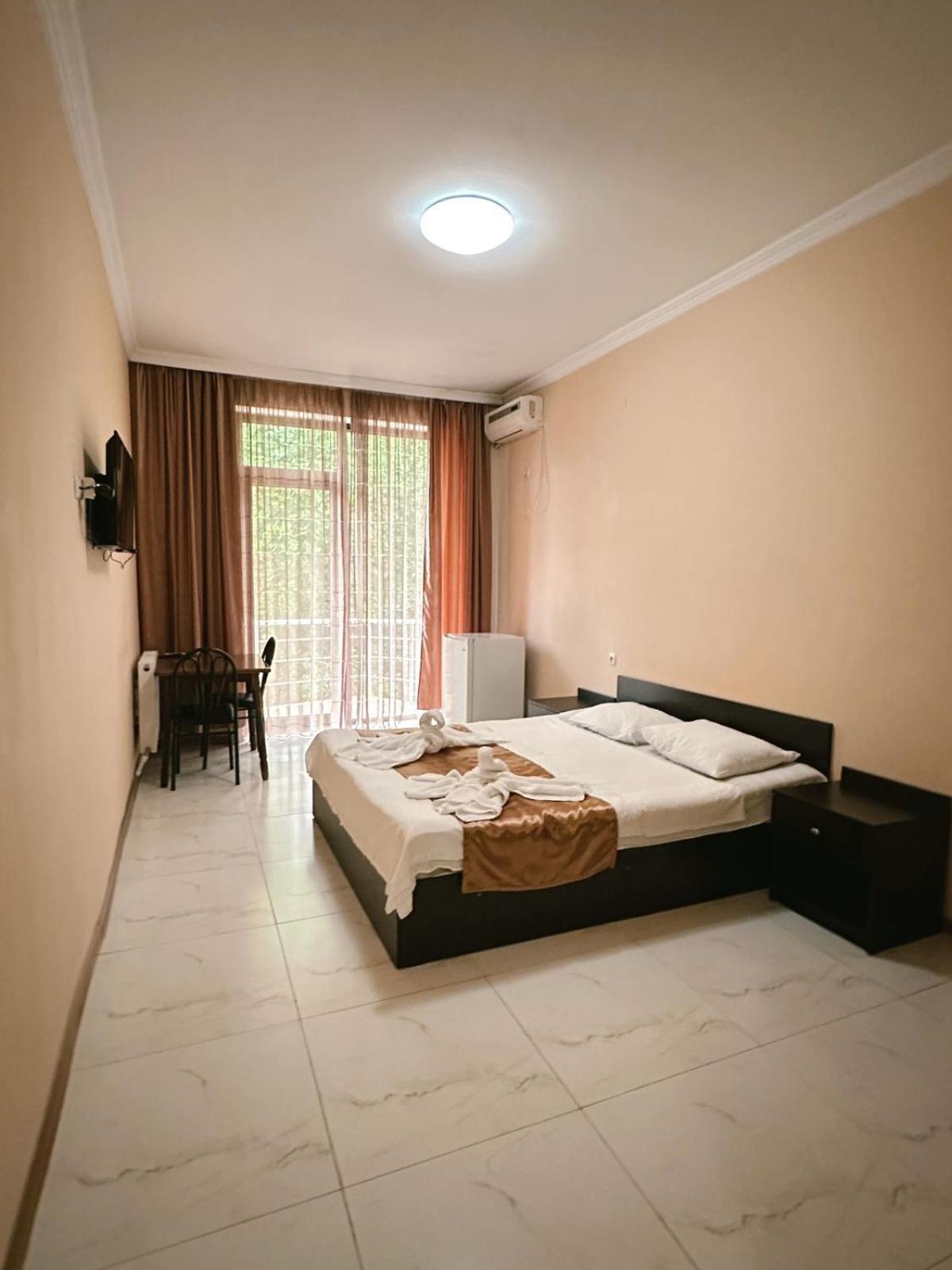 Hotel Solidarity Kobuleti Exteriér fotografie